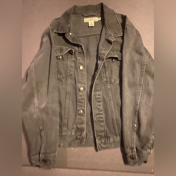 H&M: Black Denim Jacket - Picture 1 of 3